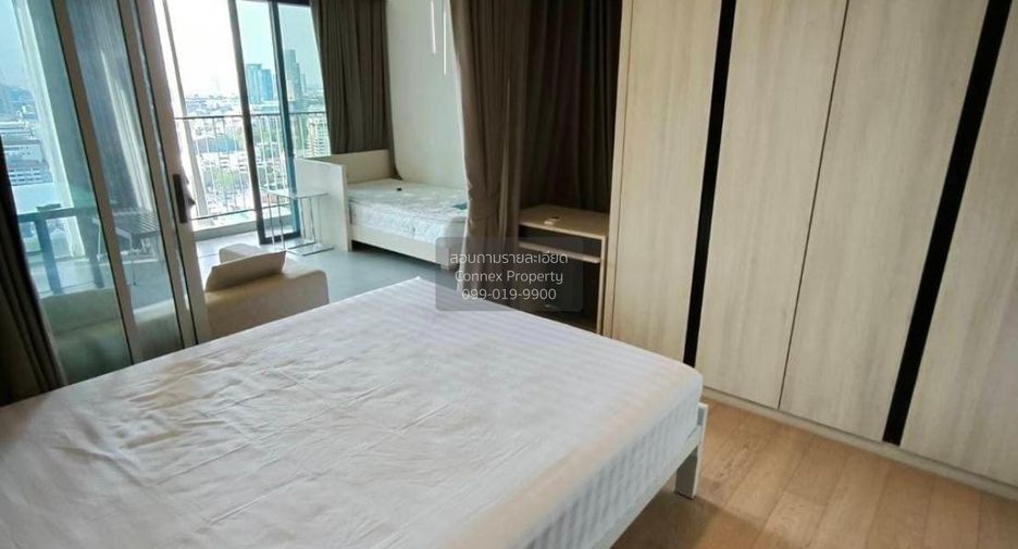 For rent 2 bedrooms condo in Phaya Thai, Bangkok