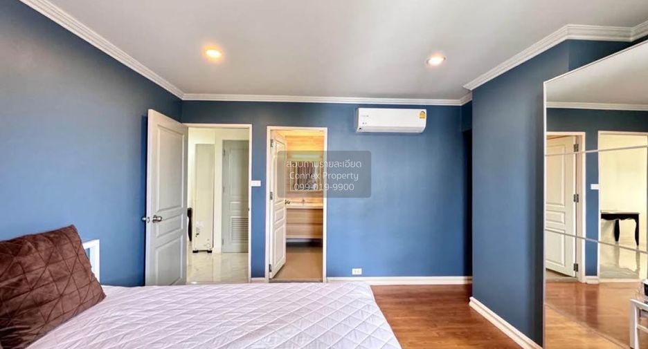 For rent 3 bedrooms condo in Watthana, Bangkok