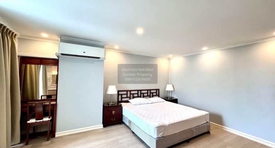For rent 3 bedrooms condo in Watthana, Bangkok