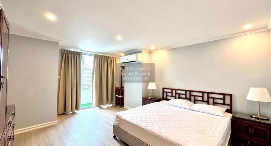 For rent 3 bedrooms condo in Watthana, Bangkok
