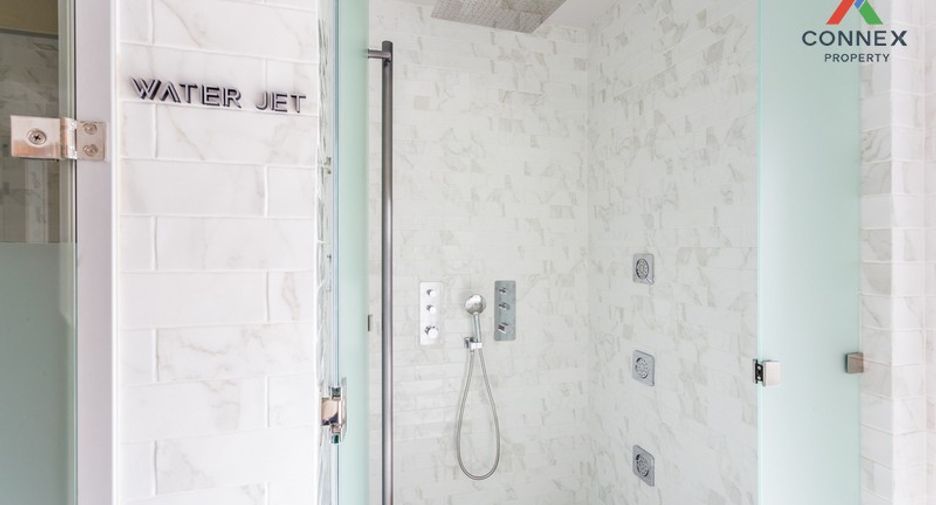 For rent 1 bed condo in Pathum Wan, Bangkok