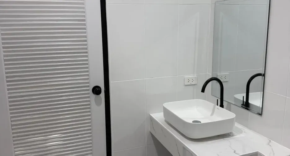For sale 1 Beds condo in Mueang Phuket, Phuket