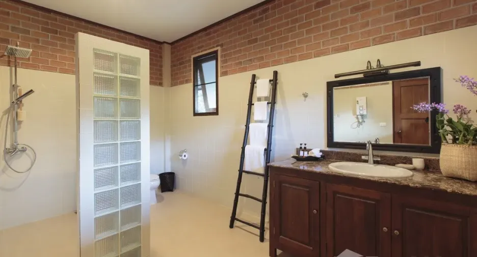 Haus zum Kauf mit 5 Zimmer in Ban Tak, Tak