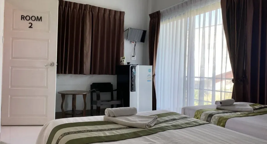 Casa adosada en venta de 6 habitaciones en Mae Sot, Tak