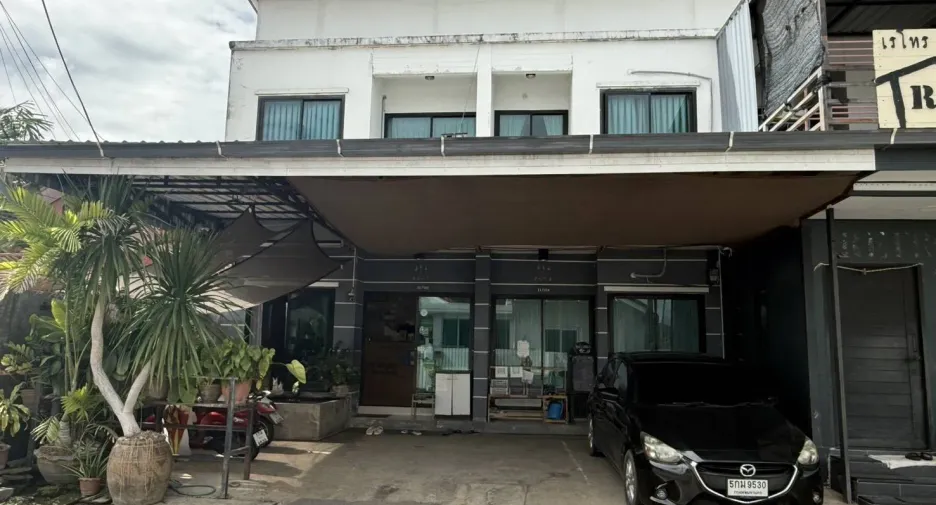Casa adosada en venta de 6 habitaciones en Mae Sot, Tak