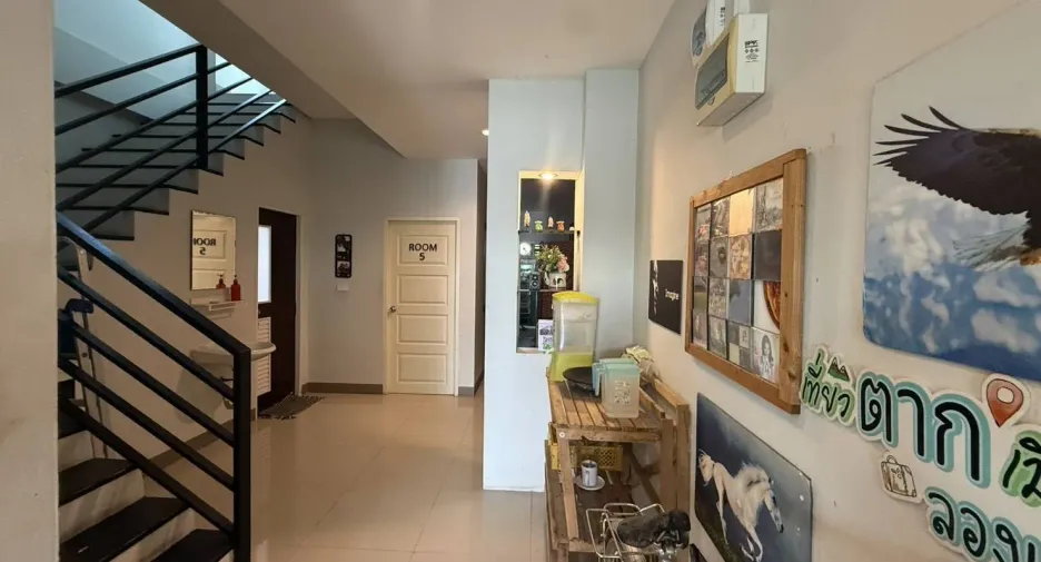 Casa adosada en venta de 6 habitaciones en Mae Sot, Tak