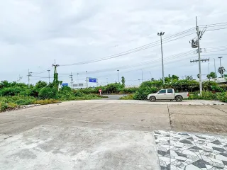 For sale 7 bedrooms retail Space in Mueang Nakhon Pathom, Nakhon Pathom