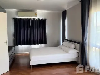 For sale 3 bedrooms house in Krathum Baen, Samut Sakhon