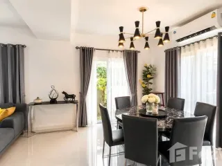 For sale 3 bedrooms house in Krathum Baen, Samut Sakhon
