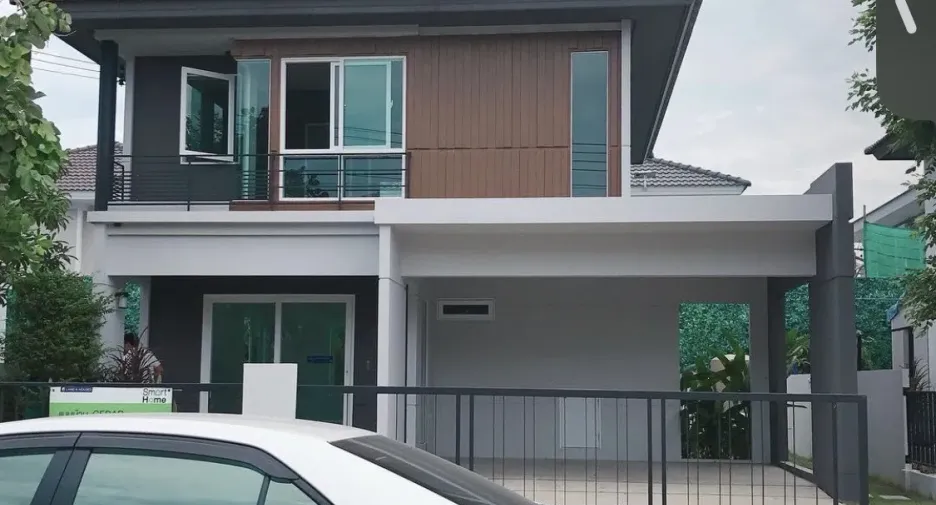 For sale 3 bedrooms house in Krathum Baen, Samut Sakhon