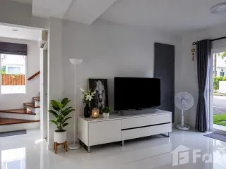 For sale 3 bedrooms house in Krathum Baen, Samut Sakhon