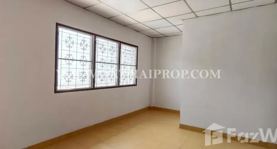 À vendre 2 chambres maison de ville à Bang Bua Thong, Nonthaburi
