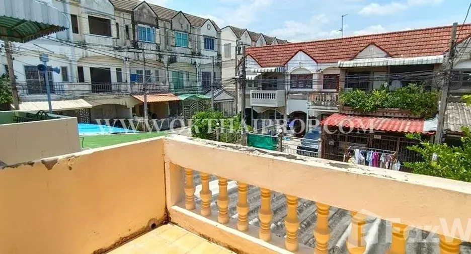 À vendre 2 chambres maison de ville à Bang Bua Thong, Nonthaburi