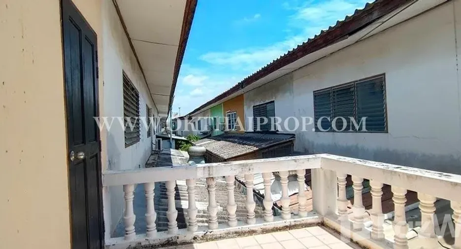 À vendre 2 chambres maison de ville à Bang Bua Thong, Nonthaburi