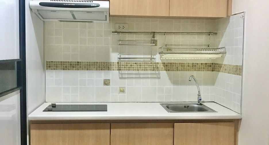 Wohnung zum Kauf mit 2 Zimmer in Huai Khwang, Bangkok