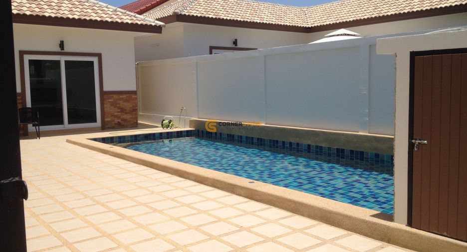 For rent and for sale 3 bedrooms house in Bang Lamung, Chonburi