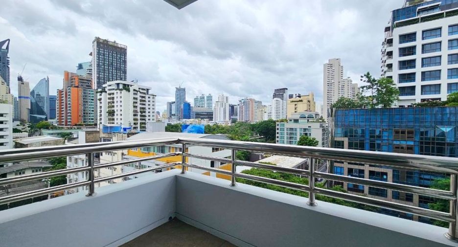 Wohnung zur Miete mit 3 Zimmer in Watthana, Bangkok