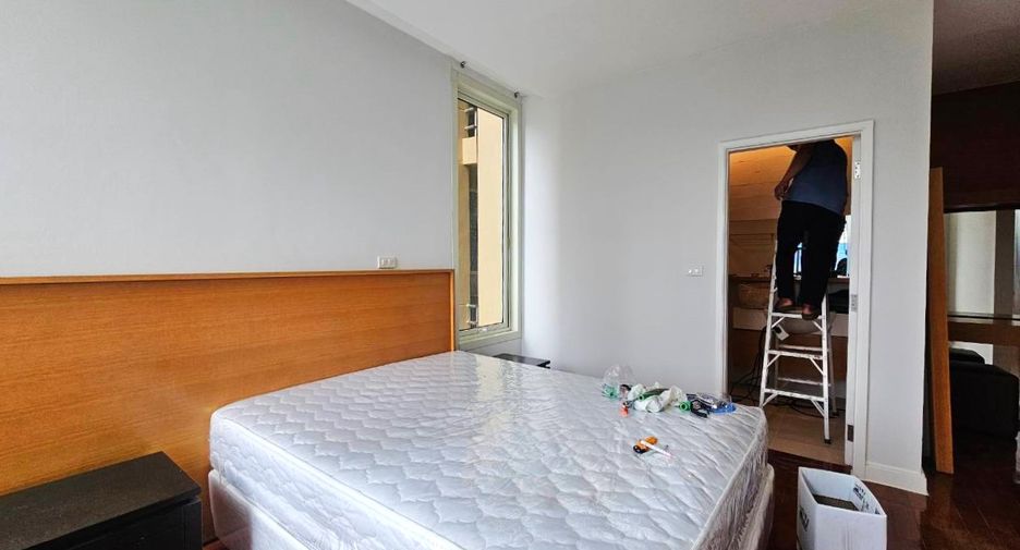 Wohnung zur Miete mit 3 Zimmer in Watthana, Bangkok