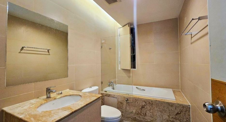 Wohnung zur Miete mit 3 Zimmer in Watthana, Bangkok