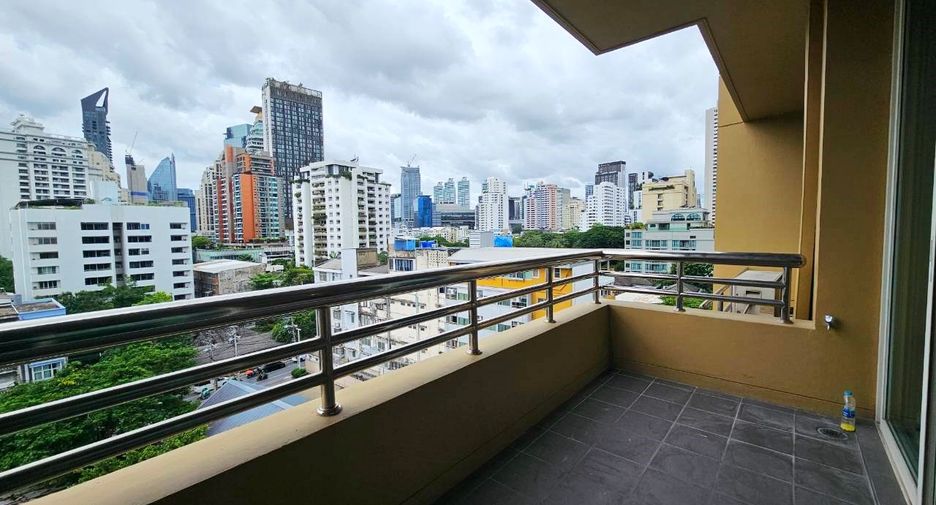 Wohnung zur Miete mit 3 Zimmer in Watthana, Bangkok