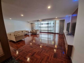 For rent 4 bedrooms condo in Khlong Toei, Bangkok