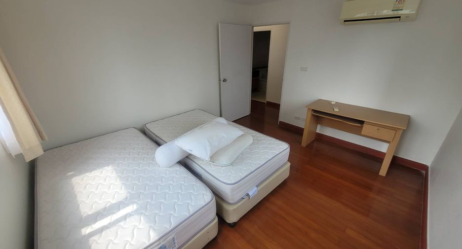 Wohnung zur Miete mit 3 Zimmer in Watthana, Bangkok