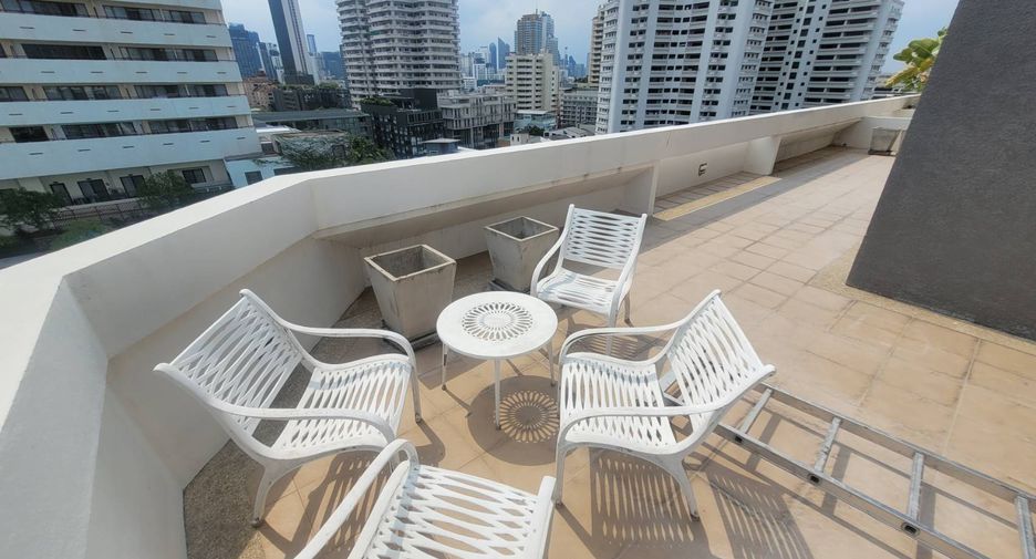 Wohnung zur Miete mit 3 Zimmer in Watthana, Bangkok