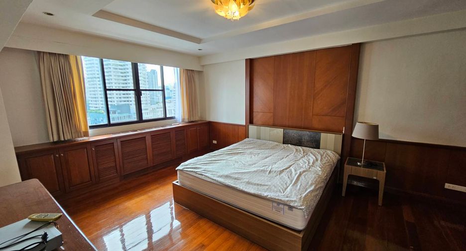 Wohnung zur Miete mit 3 Zimmer in Watthana, Bangkok