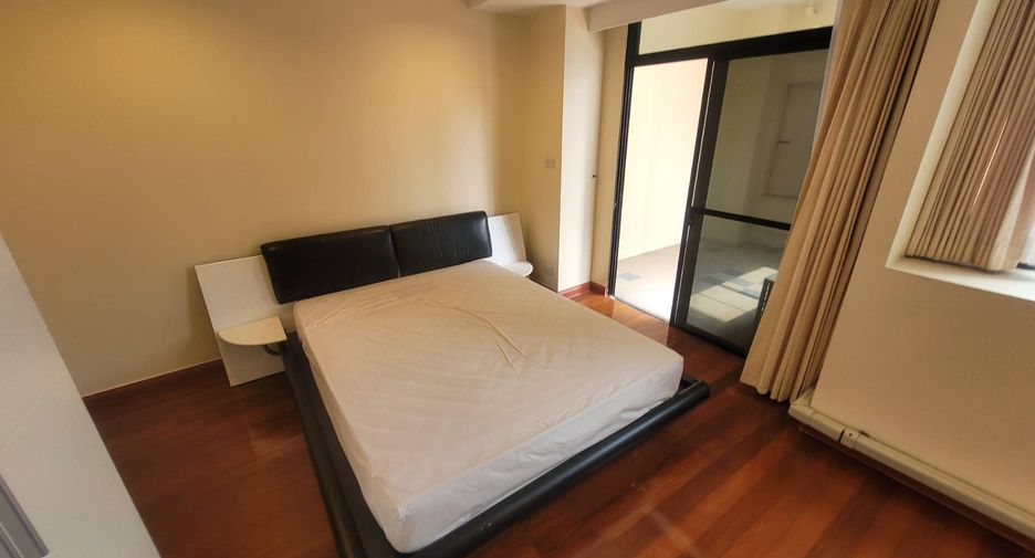 Wohnung zur Miete mit 3 Zimmer in Watthana, Bangkok