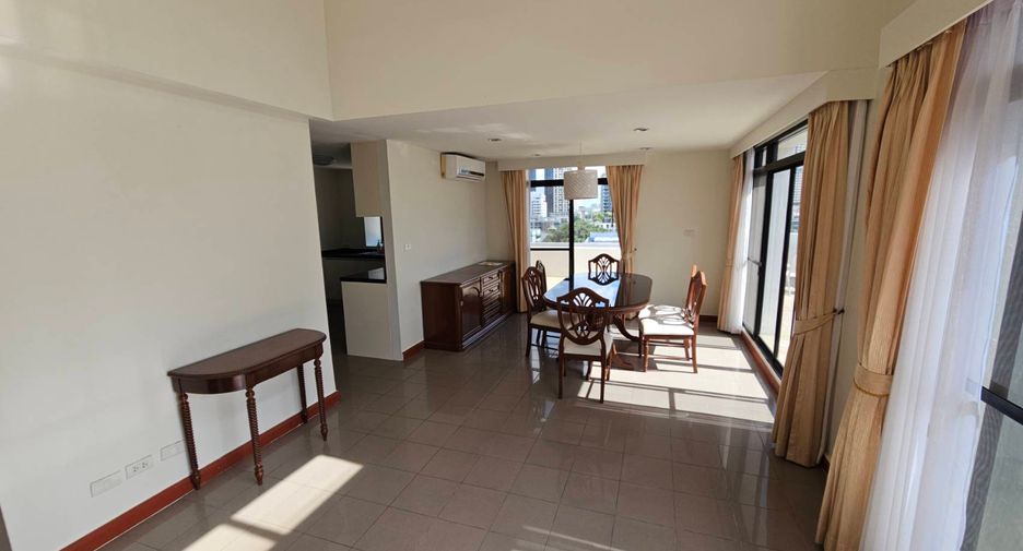 Wohnung zur Miete mit 3 Zimmer in Watthana, Bangkok