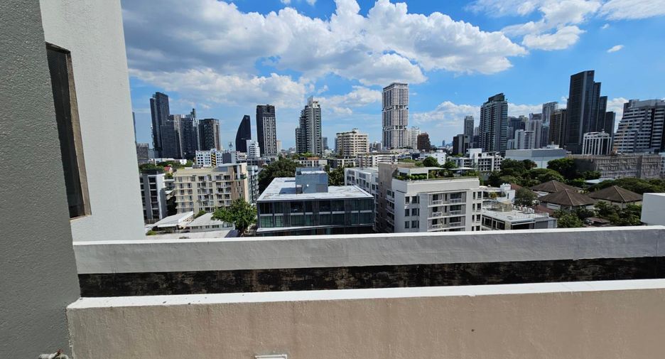Wohnung zur Miete mit 3 Zimmer in Watthana, Bangkok