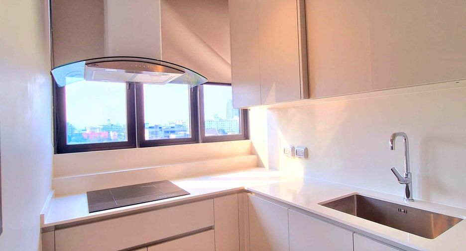 À louer 3 chambres condo à Mueang Samut Prakan, Samut Prakan