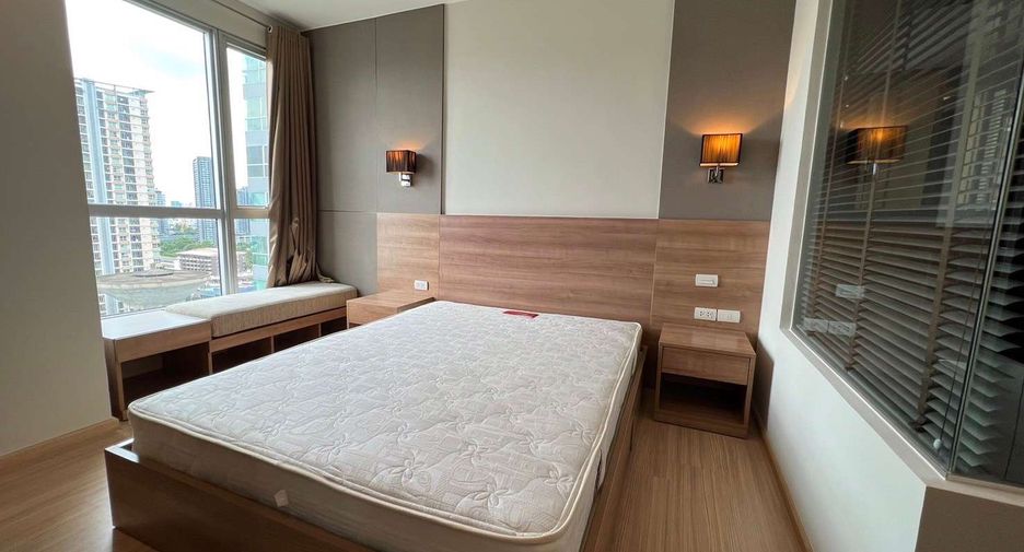 For rent 1 bed condo in Phra Khanong, Bangkok