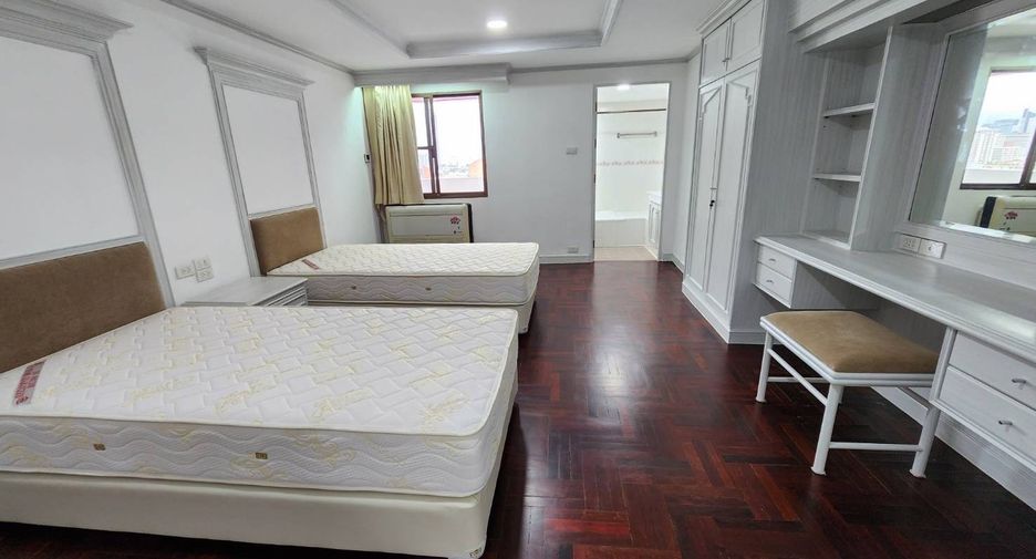 Wohnung zur Miete mit 3 Zimmer in Watthana, Bangkok