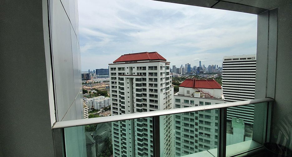 ให้เช่า 3 ห้องนอน คอนโด ใน คลองเตย, กรุงเทพฯ