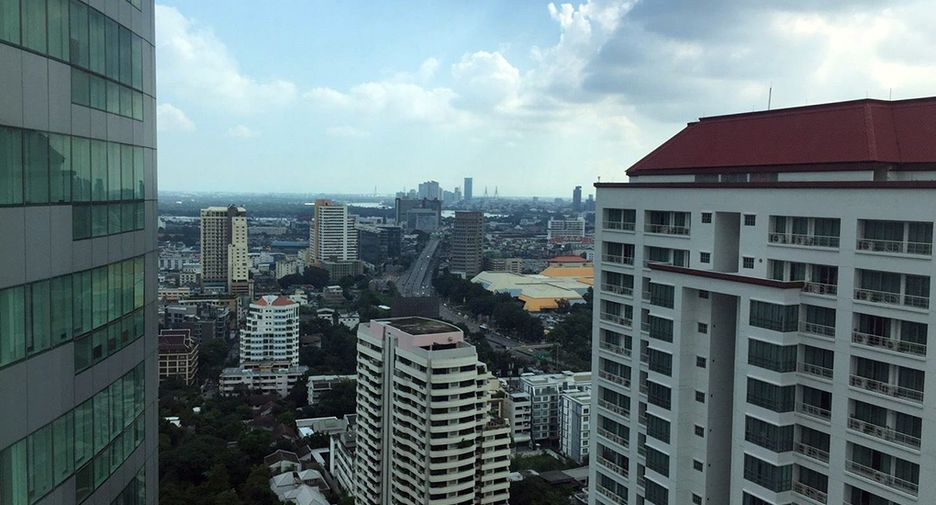 ให้เช่า 3 ห้องนอน คอนโด ใน คลองเตย, กรุงเทพฯ