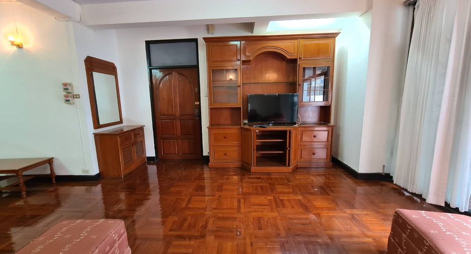 Wohnung zur Miete mit 3 Zimmer in Watthana, Bangkok