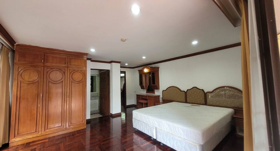 Wohnung zur Miete mit 3 Zimmer in Watthana, Bangkok