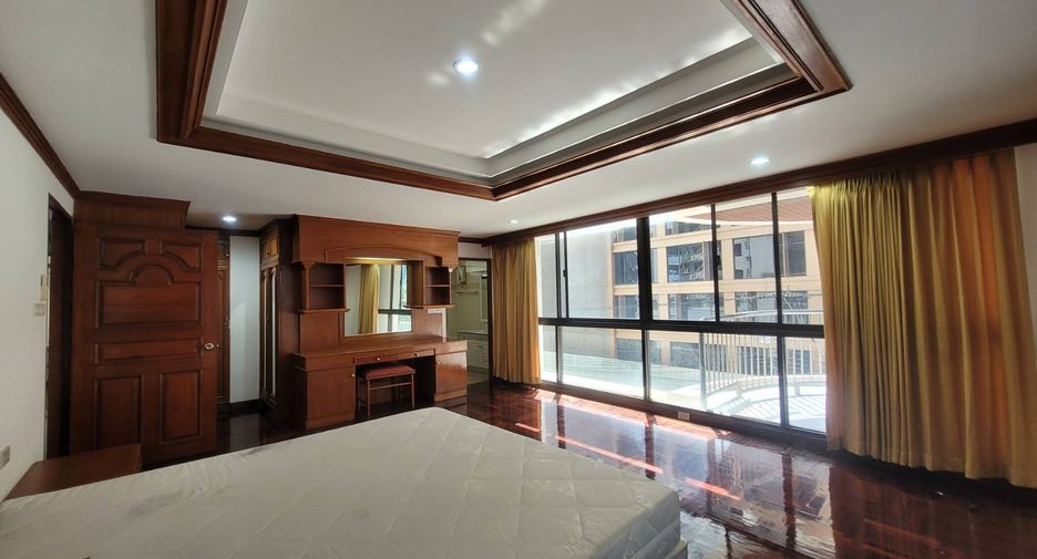 Wohnung zur Miete mit 3 Zimmer in Watthana, Bangkok