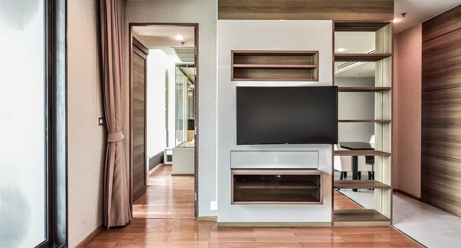 For rent 2 bedrooms condo in Sathon, Bangkok