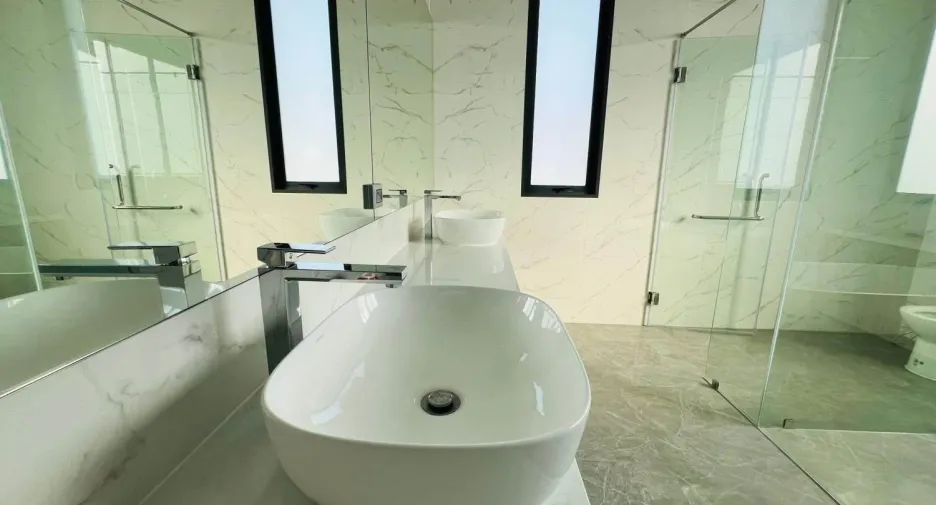For rent 4 bedrooms villa in Bang Lamung, Chonburi