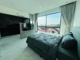 For rent 4 bedrooms villa in Bang Lamung, Chonburi