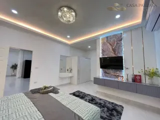 For rent 3 bedrooms villa in Bang Lamung, Chonburi