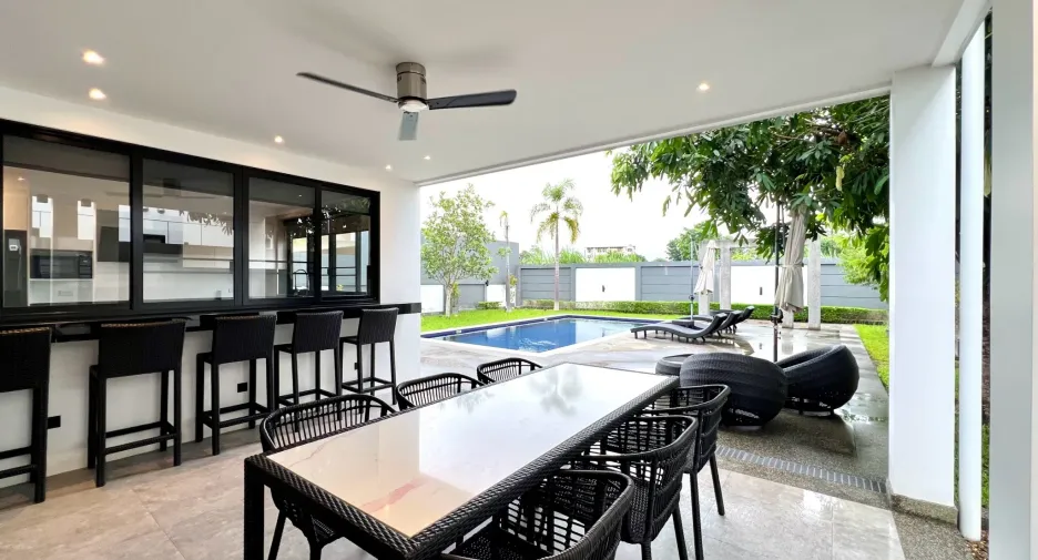 Villa en venta de 4 habitaciones en Mueang Chiang Mai, Chiang Mai