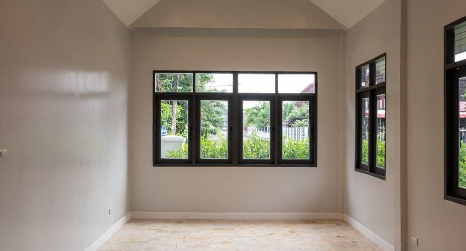 À vendre 3 chambres maison à San Sai, Chiang Mai