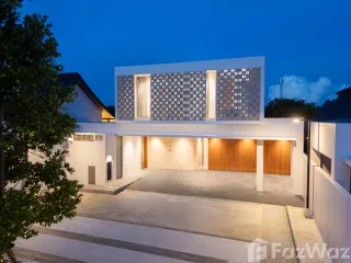 Аренда 4 спальни вилла в Тхаланг, Пхукет