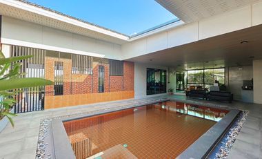 For rent 4 bedrooms villa in Hua Hin, Prachuap Khiri Khan