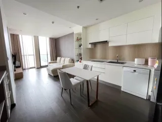 À vendre 2 chambres condo à Pathum Wan, Bangkok