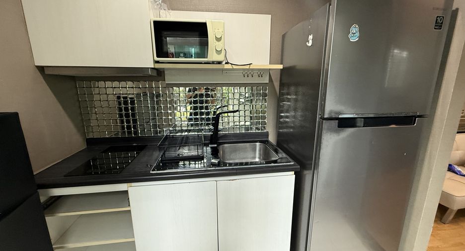 Wohnung zur Miete mit 2 Zimmer in Khlong Toei, Bangkok