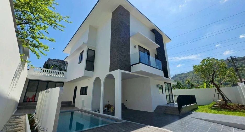 For sale 4 ベッドルーム villa in Mueang Phuket, Phuket